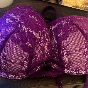 Victoria’s Secret Bombshell Push-Up Bra
